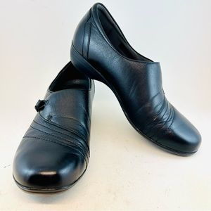 Dansko Black Milled Nappa Franny Loafers 39 8.5 9